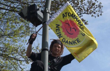 Protest gegen Atomkraft - Atomausstieg weltweit gefordert