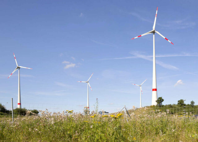 Lacuna GmbH aus Regensburg - Windkraftfonds aus Bayern